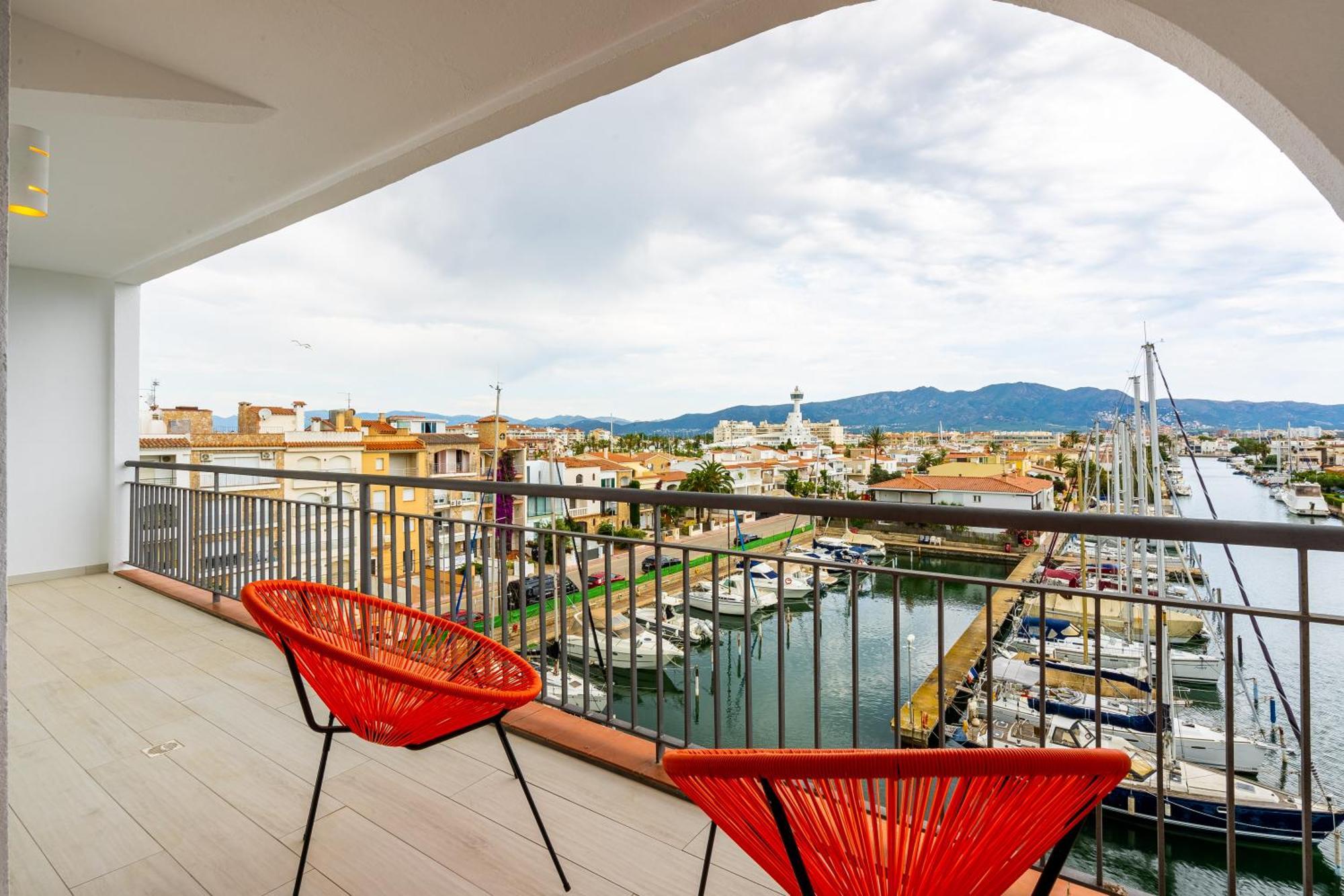 Apartamento Frente Al Canal Con Terraza Empuriabrava Eksteriør bilde